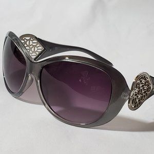 ⭐DE Designer Glamour Eyewear Heart Sunglasses